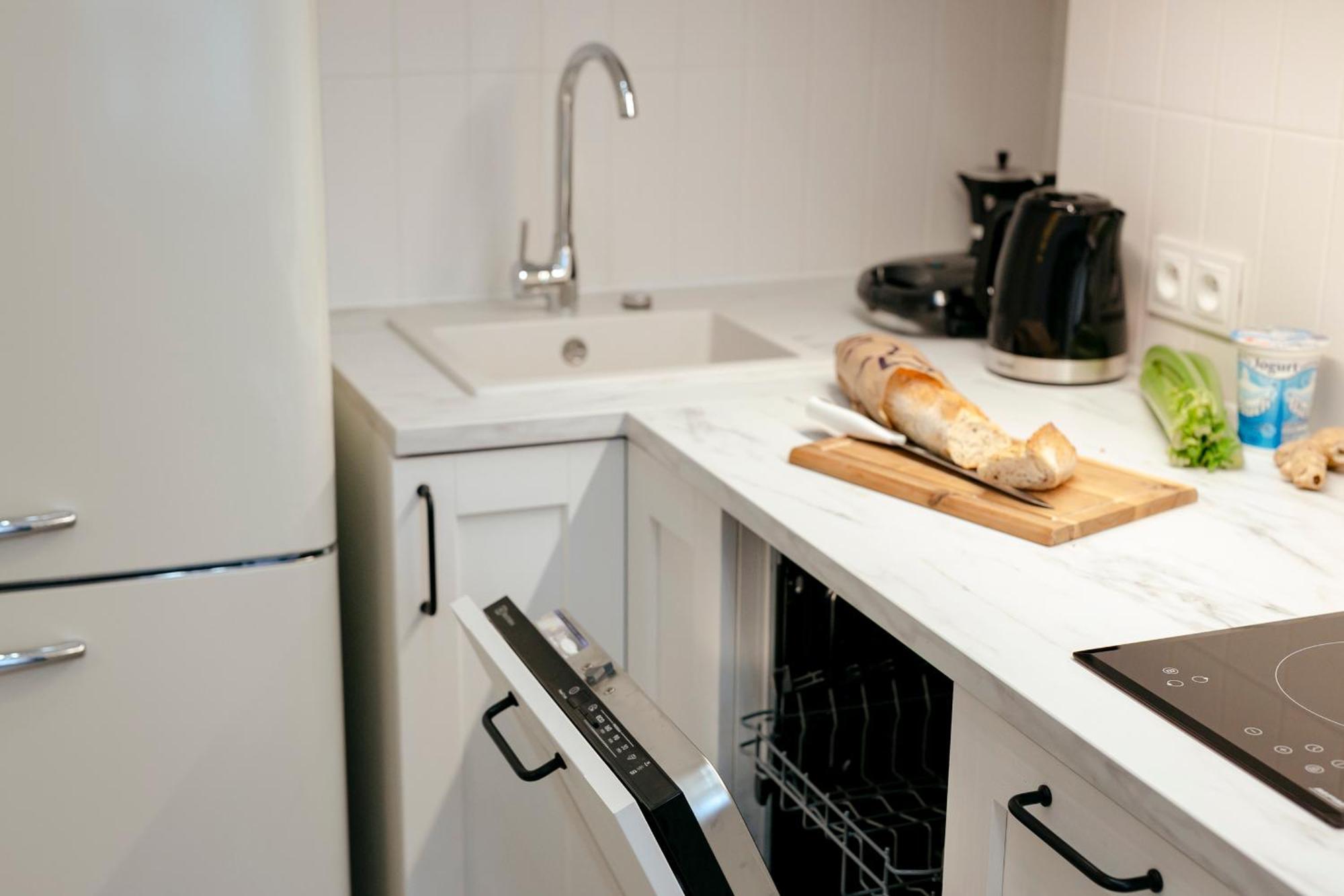 Pulawska 11 -Prywatny Apartament 4 Osobowy W Centrum Warszawy - Better Rental Varşovia Exterior foto
